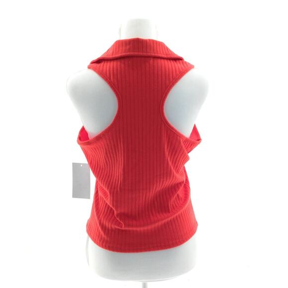 RoomMates Red Sleeveless V-Neck Ribbed Top - Junior's Size Medium - Stylish Chic - Picture 3 of 4